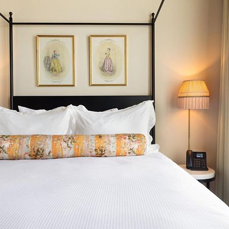 Hotel Cleo, Knoxville Downtown, A Tribute Portfolio Hotel エクステリア 写真