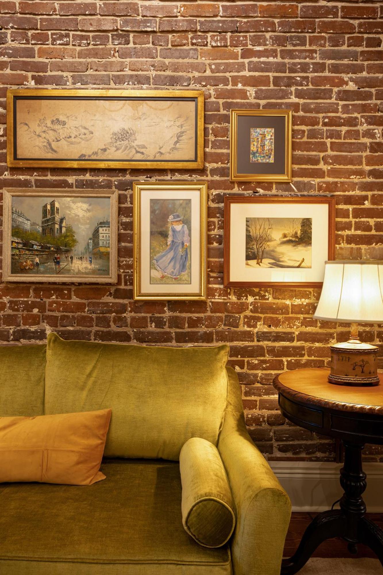 Hotel Cleo, Knoxville Downtown, A Tribute Portfolio Hotel エクステリア 写真