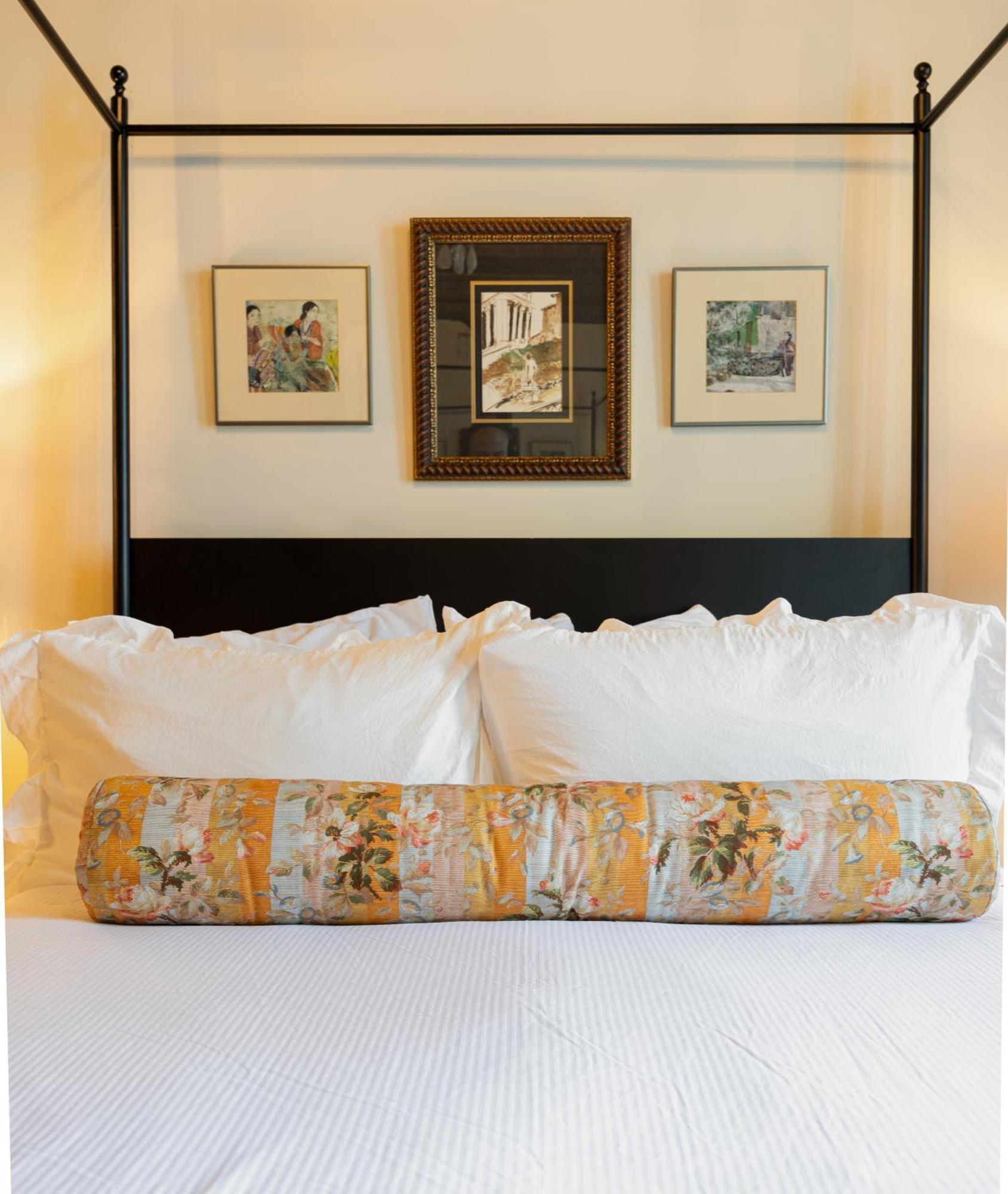 Hotel Cleo, Knoxville Downtown, A Tribute Portfolio Hotel エクステリア 写真