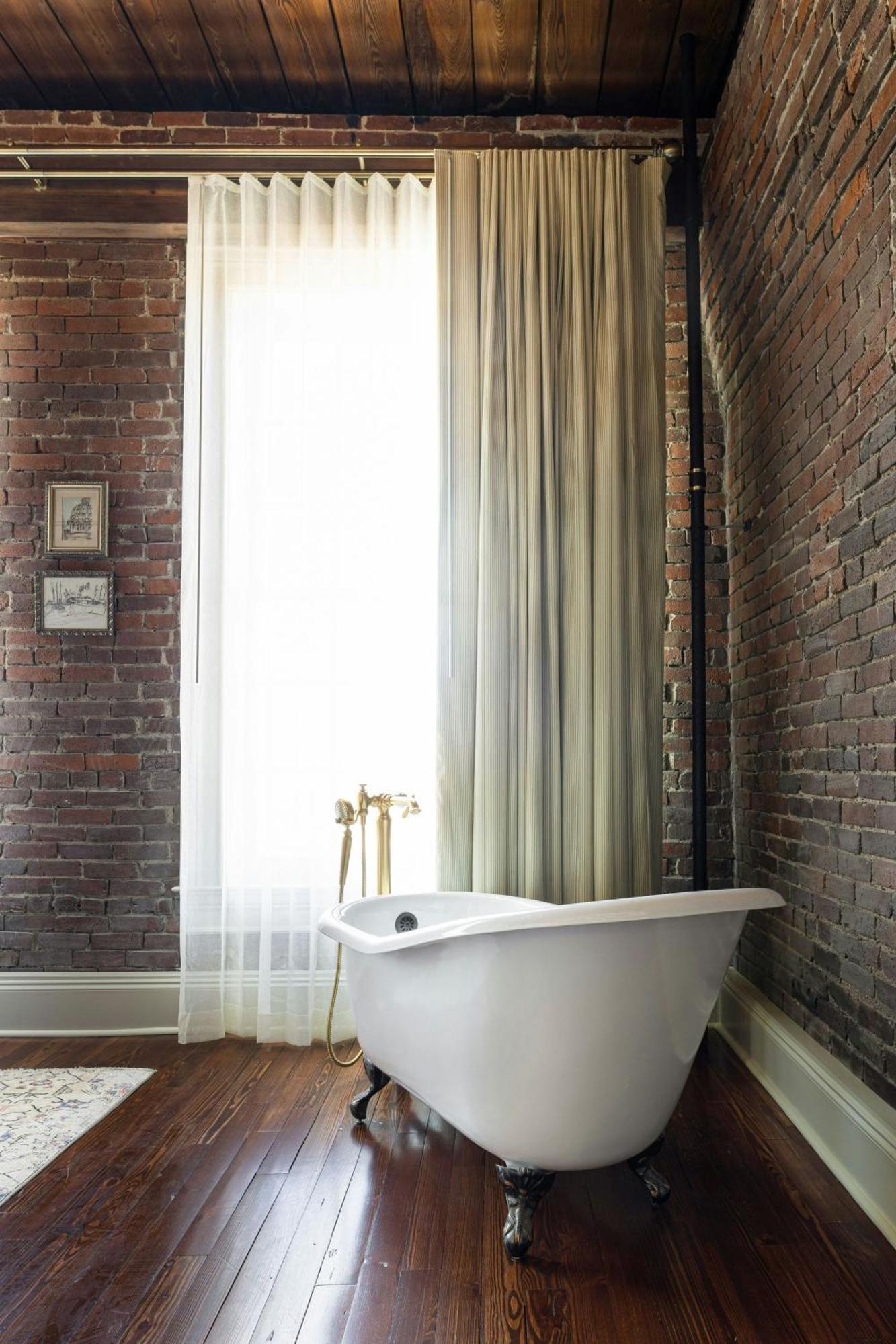 Hotel Cleo, Knoxville Downtown, A Tribute Portfolio Hotel エクステリア 写真