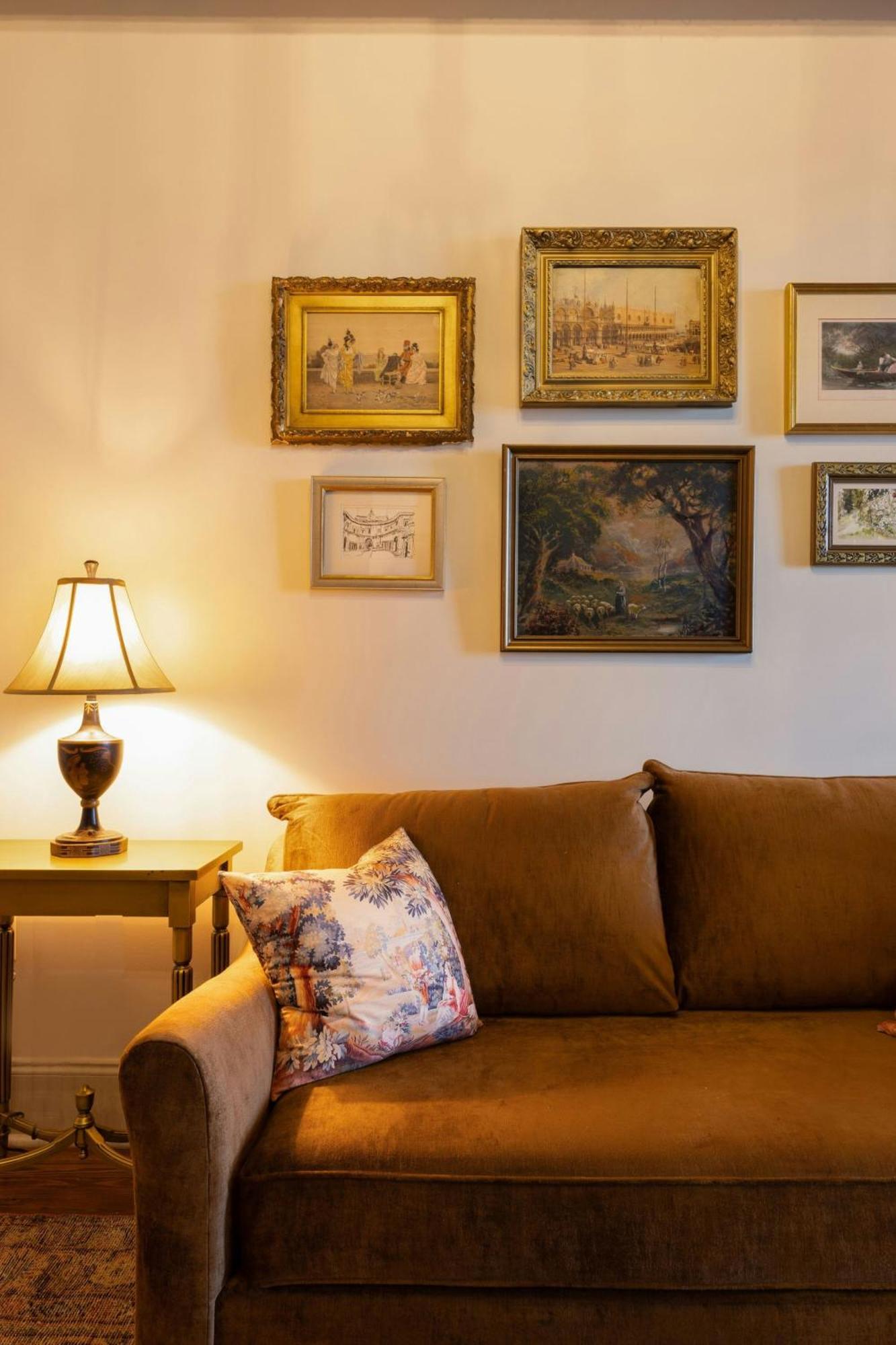 Hotel Cleo, Knoxville Downtown, A Tribute Portfolio Hotel エクステリア 写真